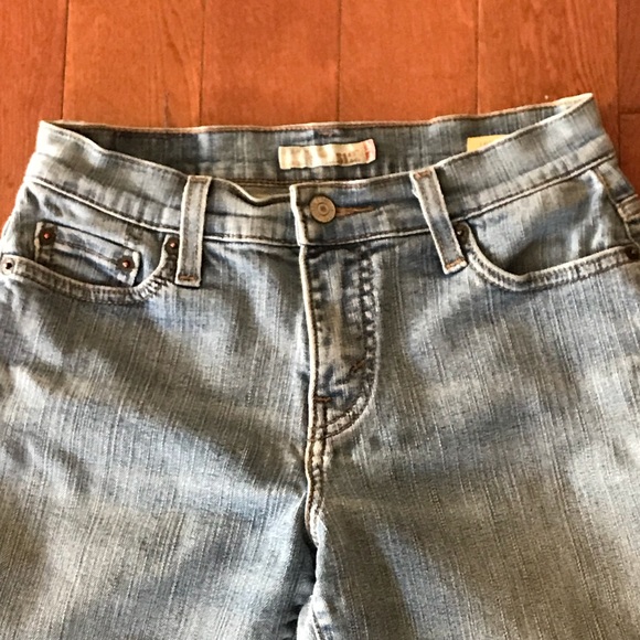 Levi’s 512 Short Jeans Size 6P - Picture 3 of 8